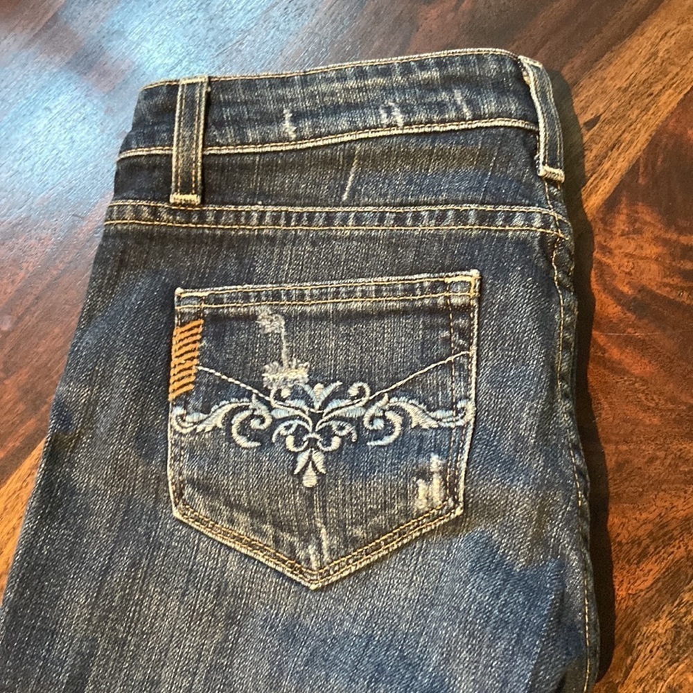 Sz 26 Paige Denim Cut Off Jean Short 11.5” Inseam Medium Wash Rear Pocket Detail - Picture 4 of 6